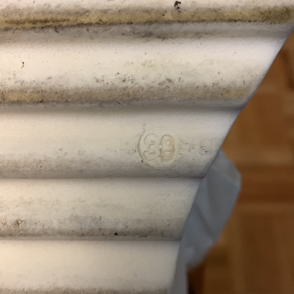 Steve Madden Has platform Sandals - Picture 8 of 13